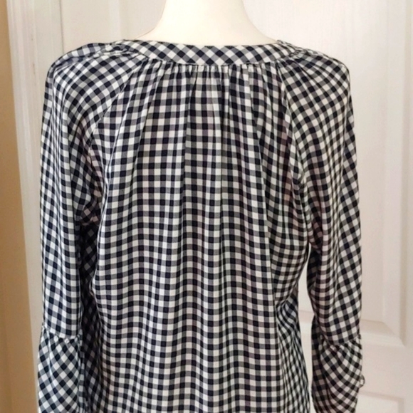 Black & White Check Split Neck Bell Sleeve Blouse. Size L - Picture 9 of 13
